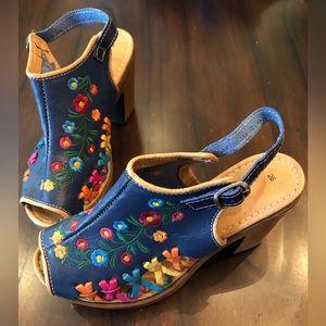 🇲🇽Milart Hurache handmade Mexican leather, embroidered, platform heeled sandal